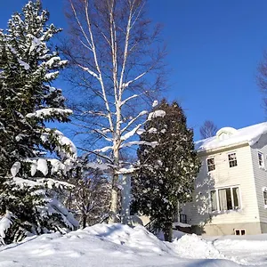 シャレー Banff - 6 Bedroom 6 Bathroom, ニセコ町